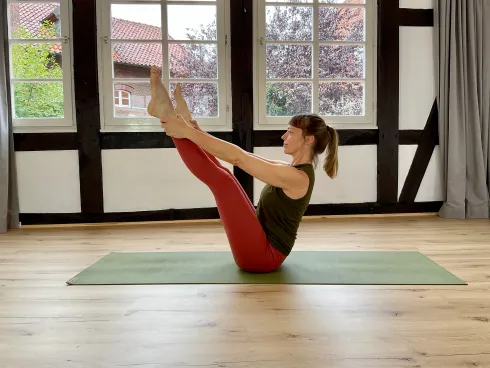 Online - Live Pilates eine starke bewegliche Mitte @ Jennifer Conzendorf Studio Pilates | Yoga