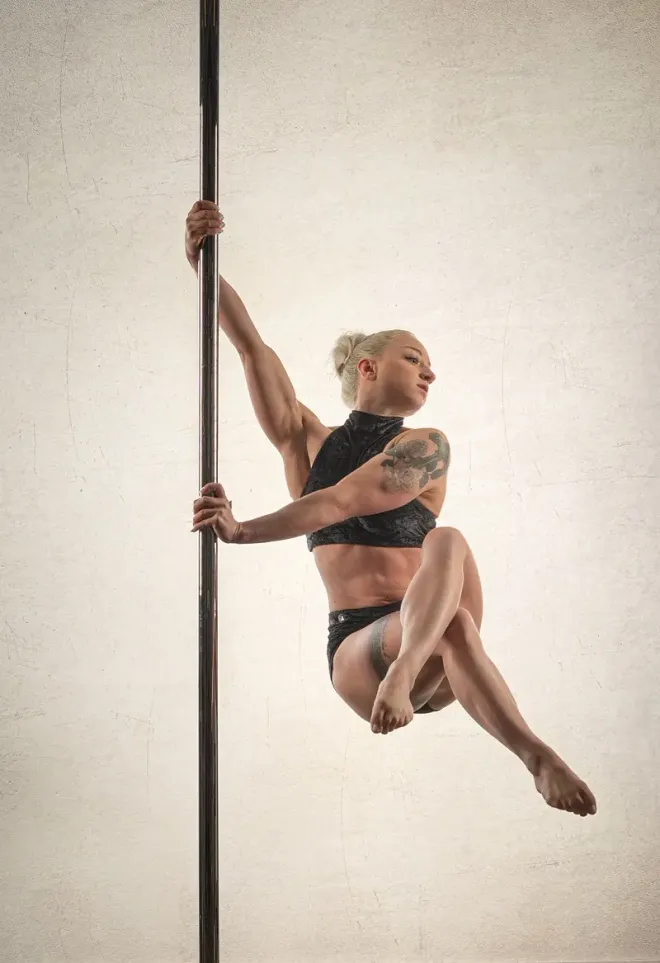 Pole Plus