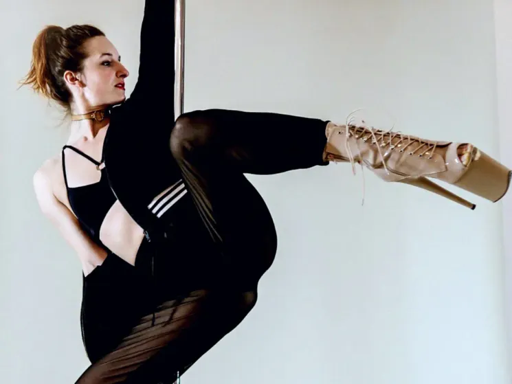 Russian Style High Heels Pole mit Kathi @ poda Studio