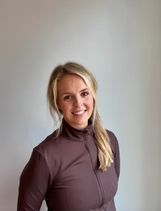 Sarah R.