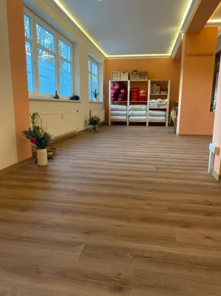 Dieser Anbieter hat keine Bildbeschreibung für dieses Bild hinterlegt