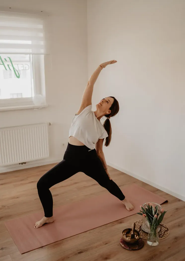 Yoga „kraftvoll & fließend“ @ Feel-In Yoga by Claudia Meyer