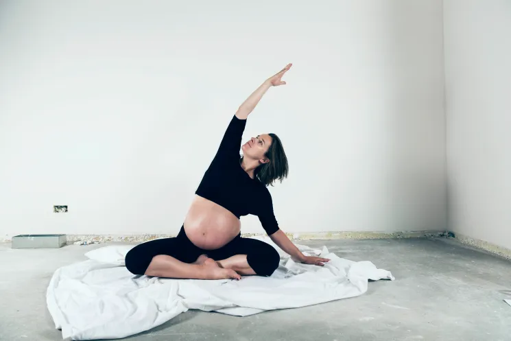 Pregnancy Yoga - No Level @ Yoga on Call Zuid