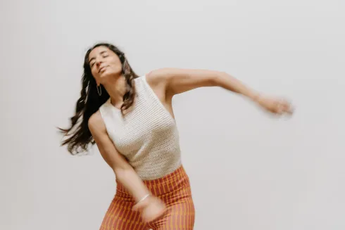 SHAKE THE DUST© @ Feelgoodstudio Online bei Dir!