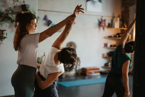 Präventionskurs: Somatisches Yoga @ Om Shanti Yoga