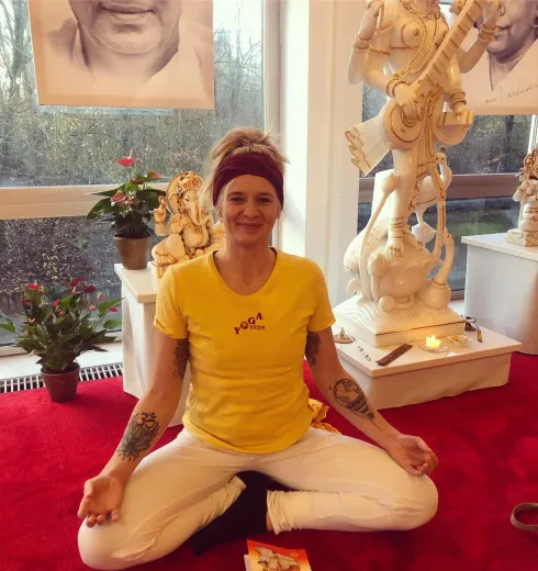 Online - Yoga (Di) @ meinyogaplatz Leipzig