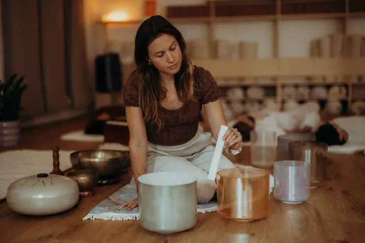 RELAXING BREATHWORK & SOUND BATH // BEING SPACE 2 Grindel @ BEING SPACE 1 & 2 | Yoga • Movement • Sound • Cacao