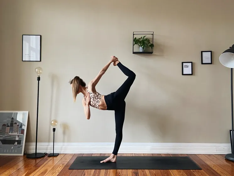 YOGA DANCE FLOW // online @ JAMILA MARIA | Yoga + Flow