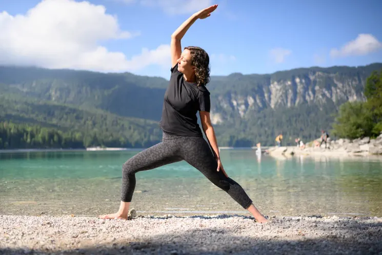 Inspire Yoga am Morgen - Präventionskurs @ Yogastern