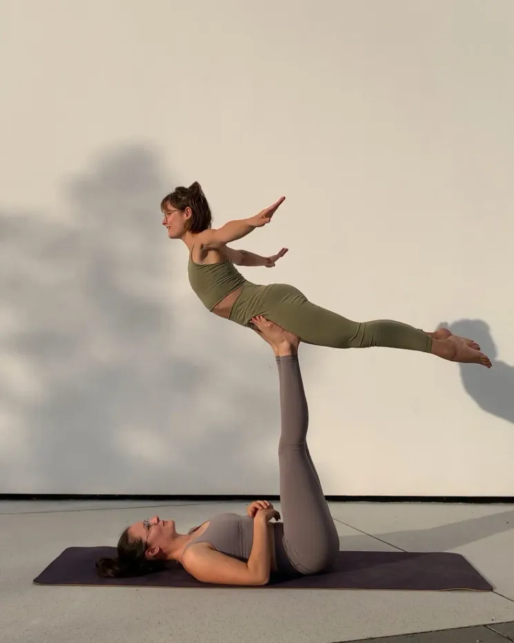 Acro Yoga Beginner Workshop @ Bhūdhara Yoga