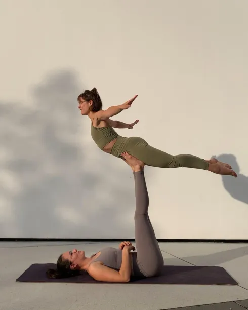 Acro Yoga Beginner Workshop @ Bhūdhara Yoga