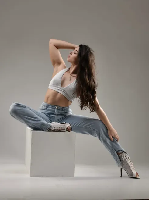 Workshops by Stacy @ waves - pole & fit