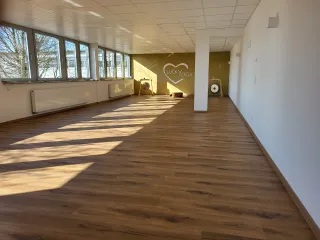 Dieser Anbieter hat keine Bildbeschreibung für dieses Bild hinterlegt