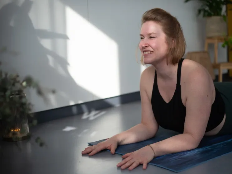Stress regulieren & Resilienz stärken - Yoga für intensive Lebensphasen: STUDIO @ ONDAFLOW