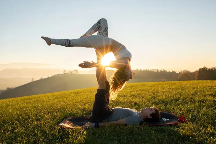 AcroYoga Beginner+ Workshop @ Dein Yoga Leo