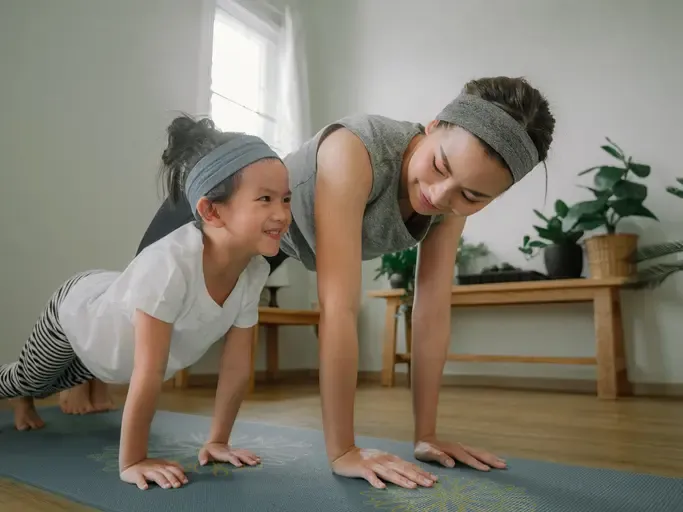 Eltern-Kind Yoga 5 - 7 Jahre 10:30-11:20Uhr @ insaja - yoga & dance