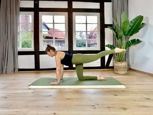 Online - Live Pilates eine starke bewegliche Mitte @ Jennifer Conzendorf Studio Pilates | Yoga