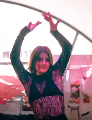 Dee