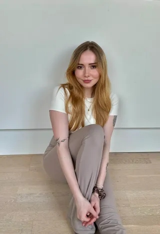 Nicole R.