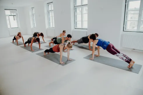 ONLINE - Yoga für Anfänger @ SuperActive
