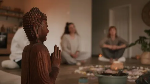 SACRED SISTERHOOD - Woman Circle & Brunch GN @ Soma Yogastudio