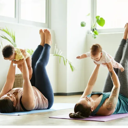Mama + Baby Yoga (AUSGEBUCHT) @ The Yoga Nest