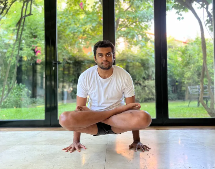 Online: Empowering your Arms with Virendra Naik @ IYENGAR YOGA INSTITUT HAMBURG