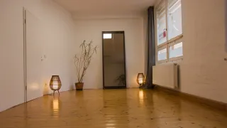Dieser Anbieter hat keine Bildbeschreibung für dieses Bild hinterlegt