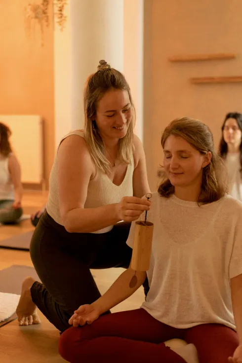 Frauenyoga am Morgen - Präventionskurs ab 10.08.26 @ Moya Yoga