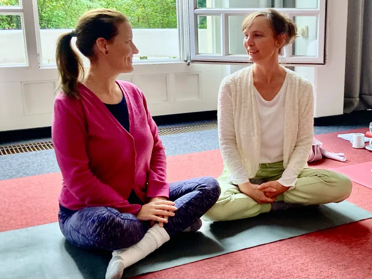 Mache einen Tag Yoga-Urlaub! I 7. Mini Retreat in der Wolfsburg @ Yoga Villa an der Ruhr