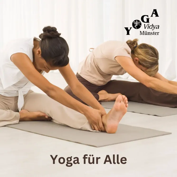 Hatha-Yoga  (Präventionskurs mit Förderung durch die Krankenkassen/alle Übungsstufen) @ Yoga Vidya Münster