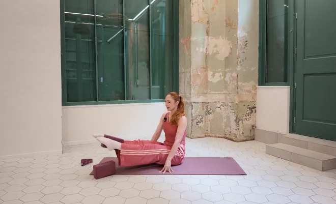 VERTICAL STUDIO by Mel Aerialist