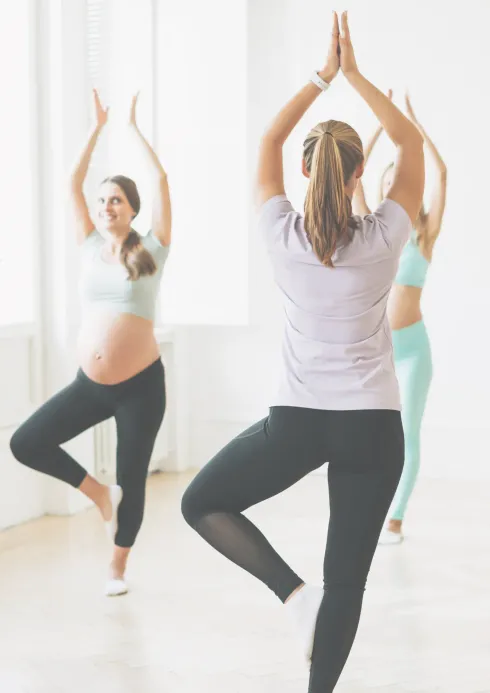 Prenatal Yoga (online) @ Mamagold
