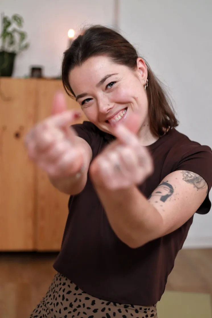 108 Sonnengrüße: Hallo 2027! @ MachenundLachen Yogastudio