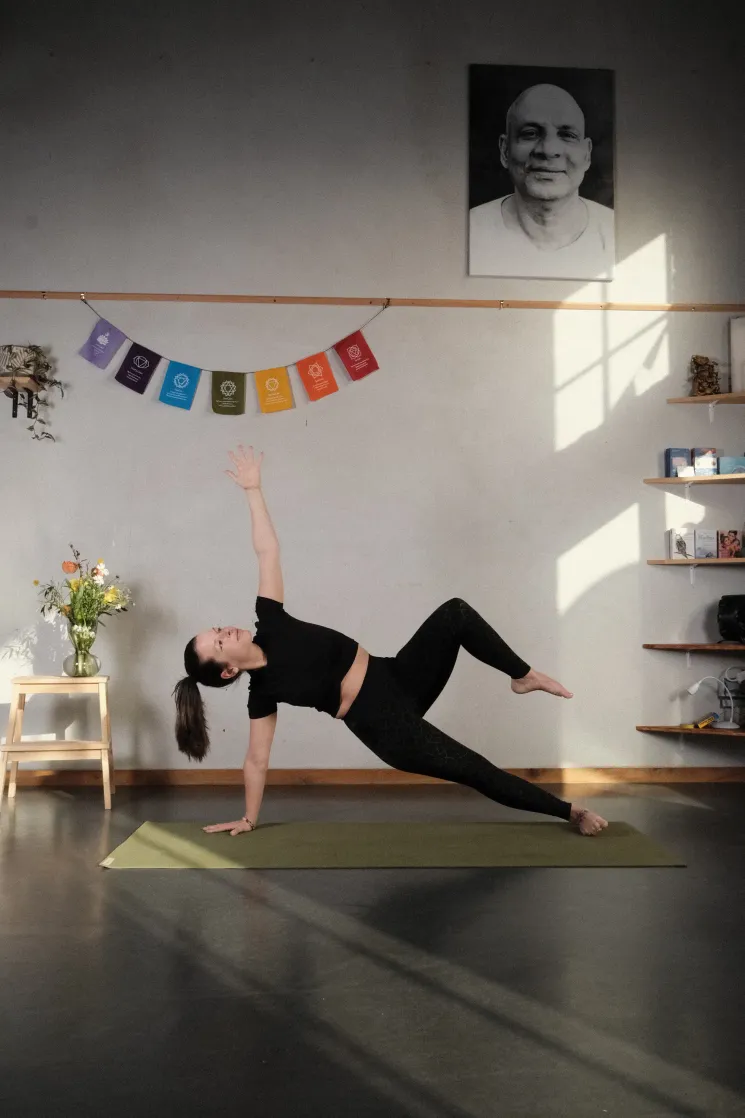 Finde dein inneres Feuer (vor Ort & Online) @ Yoga Vidya Bamberg