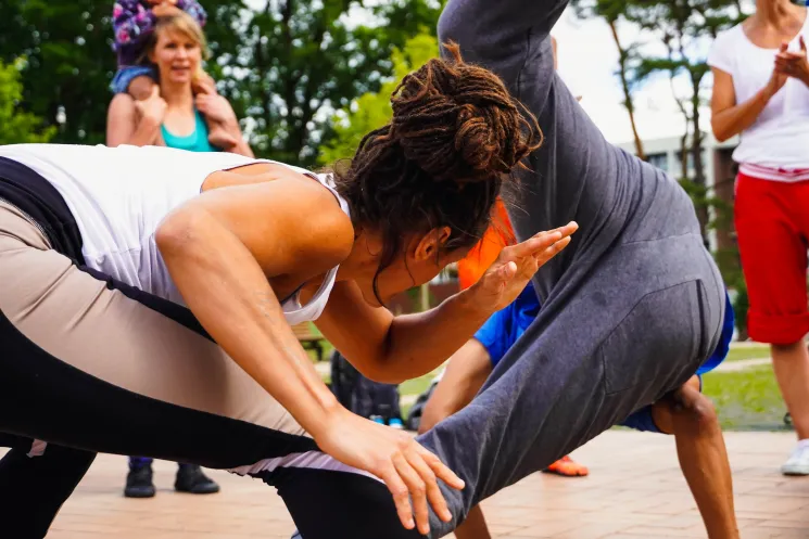 Eltern-Kind-Capoeira: Spaß und Bewegung für Kleine und Große 3-6 Jahren 4.Q.2024 @ Turnerbund Hamburg Eilbeck e.V. (T.H.-Eilbeck)