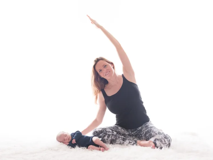 Postnatal Yoga with Baby / Rückbildungsyoga mit Baby (Hybrid) @ Pilates Zürich