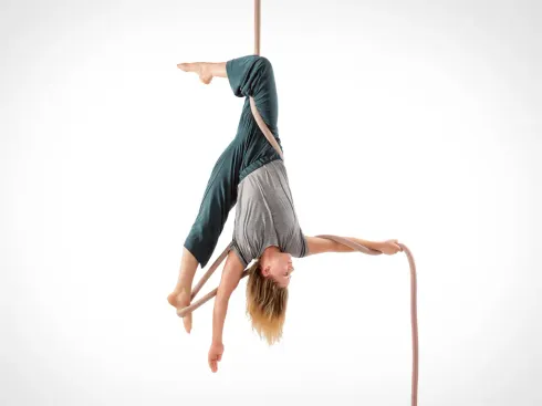 Rope:Special - no grip moves @ Aerial Silk Vienna