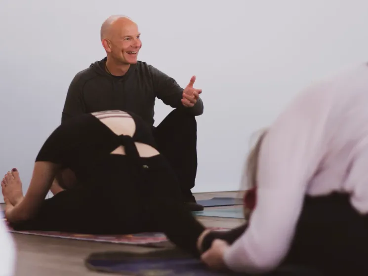 Yin Yoga & die Sechs Sinne mit Markus Giess @ STUDIO herzfeld