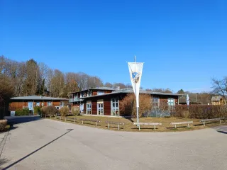 Dieser Anbieter hat keine Bildbeschreibung für dieses Bild hinterlegt