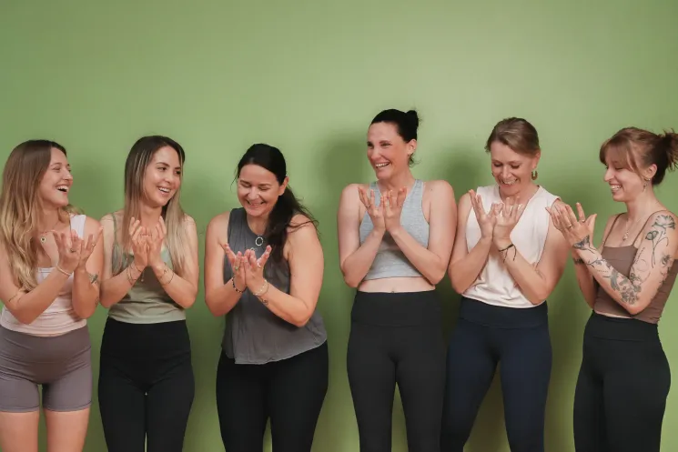 111h The Essence of Yoga Fortbildung - Modul 1: Yoga-Philosophie & Bhakti @ JayJay Yoga