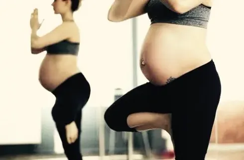 ONLINE: Prenatal Yoga - 75'  @ YogaCircle Berlin Akademie
