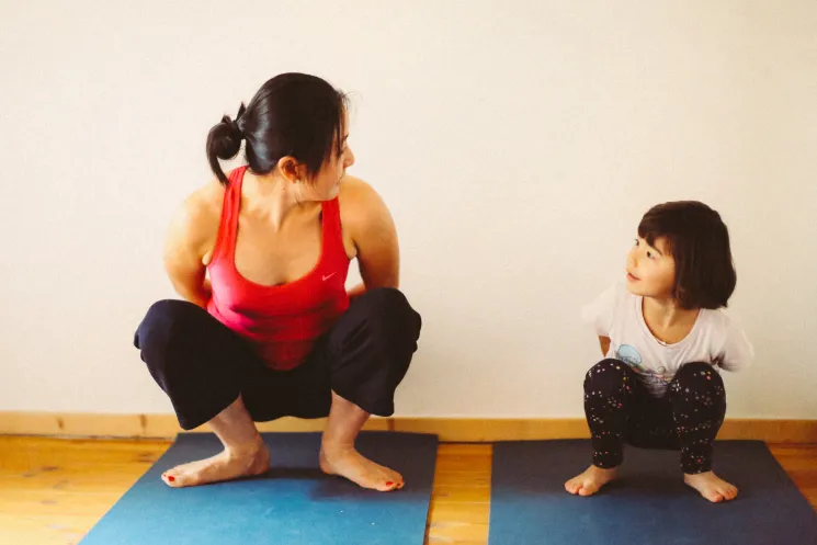  Eltern-Kind Yoga (2-6 Jahre) |ab Juni | STUDIO @ numi | Yoga & Entspannung