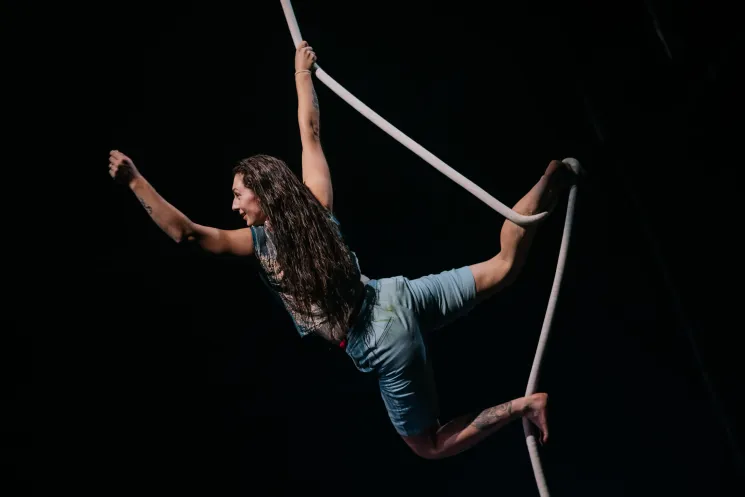 Monika Palova & Sean McIlraith - Sequencing and choreography on silks and rope @ Aerial Silk Vienna
