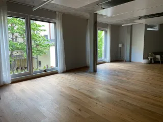 Dieser Anbieter hat keine Bildbeschreibung für dieses Bild hinterlegt