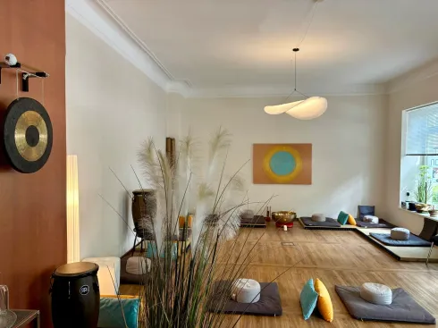 Grundkurs Achtsamkeit & Meditation | Dienstags 18:00 | Online (Zoom) @ Zeit Geist Meditation - Mit Achtsamkeit meditieren lernen und Stress abbauen