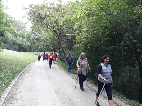 Nordic Walking - Dienstag 17:45-18:45 - April bis Juli 2023 - Heike @ TSV Milbertshofen