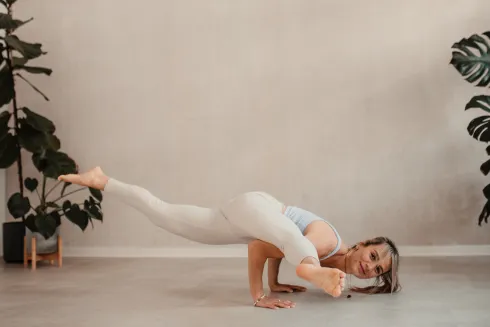 Online Power Yoga 💦 (HT) @ Happy Yoga Chemnitz