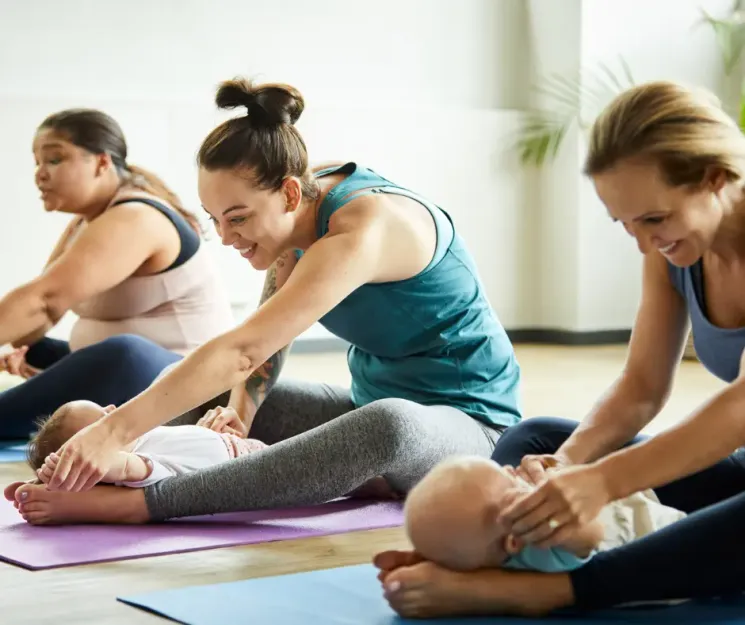 ONLINE MamaBaby Yoga  @ Thea Maillard - Coaching & Yoga