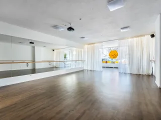 Dieser Anbieter hat keine Bildbeschreibung für dieses Bild hinterlegt